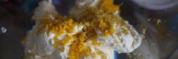 ванильный чизкейк с малиновым соусом