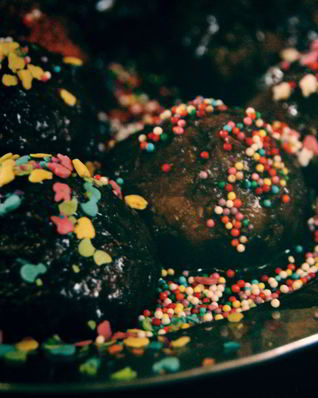 Апельсиновые кексы в шоколадной глазури