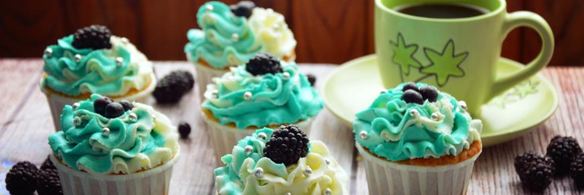 капкейки с черничным джемом