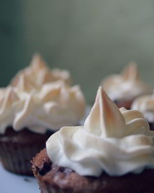 Капкейки с вишней