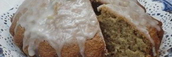 кекс с бергамотом под лимонной глазурью