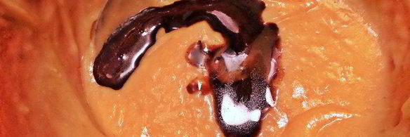 кекс с клюквой и кофе