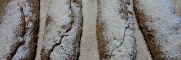 мини-штоллены с марципаном