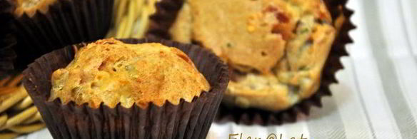 ржаные кексы с беконом, сыром и зеленым луком halloween