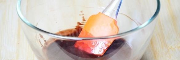 шоколадные капкейки с кремом