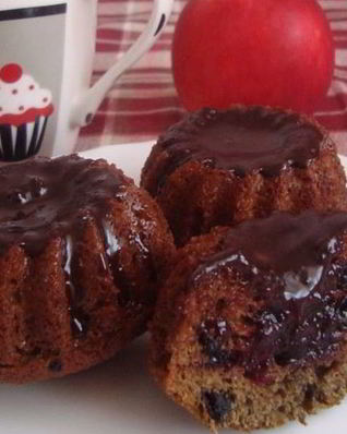 Смородино-вишневые кексы