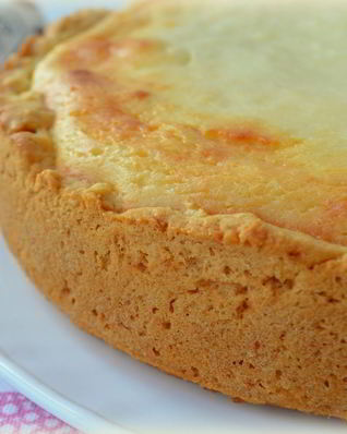 Творожно банановый кекс