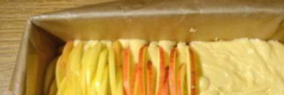 ванильный кекс с яблоками