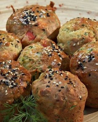 Закусочные кексы из огурцов