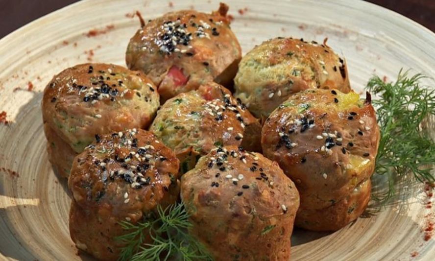 Рецепт закусочных кексов из огурцов