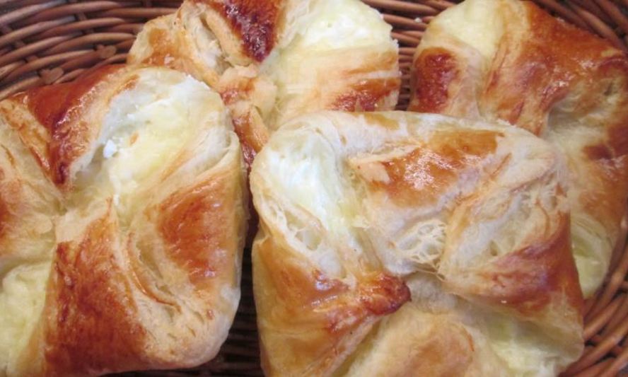 Рецепт хачапури из слоеного теста