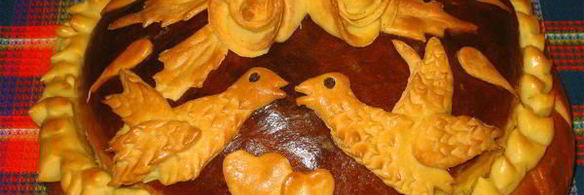 каравай круглый сладкий дрожжевой хлеб