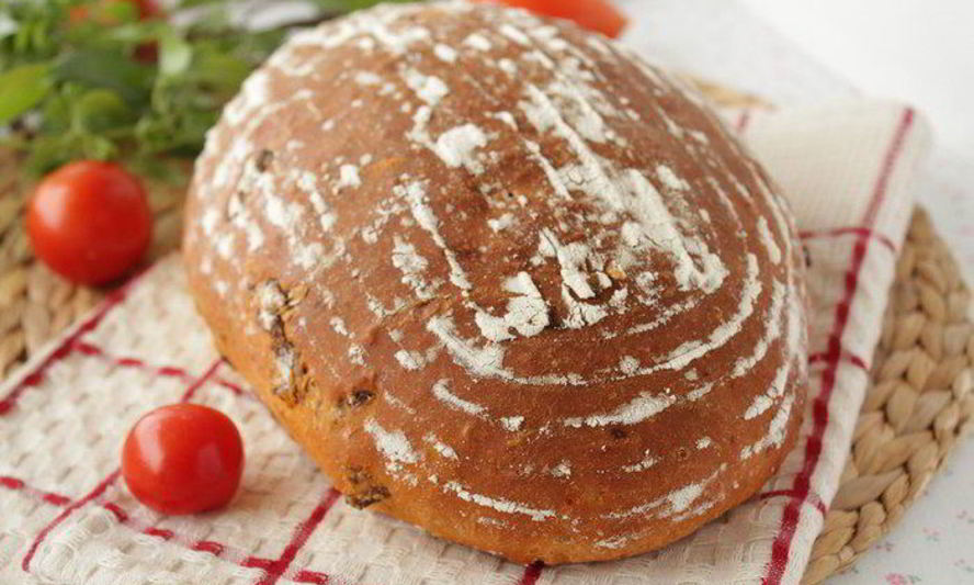 Рецепт хлеба с вялеными помидорами