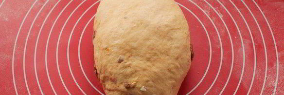 хлеб с вялеными помидорами