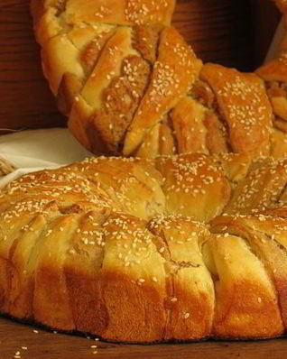 Хлеб-венок Три теста