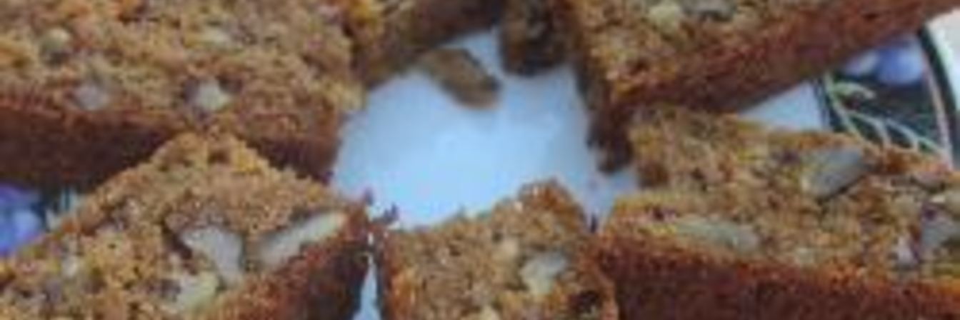 Морковный хлеб с орехами