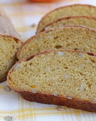 Пшенично-ржаной хлеб с тыквой