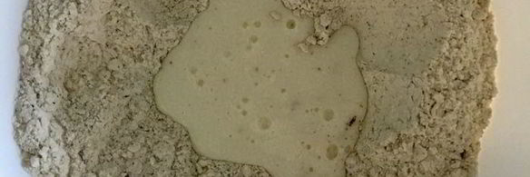 цельнозерновой содовый хлеб с тмином, изюмом и овсяными хлопьями