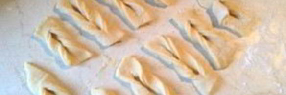 хворост на кефире пышный