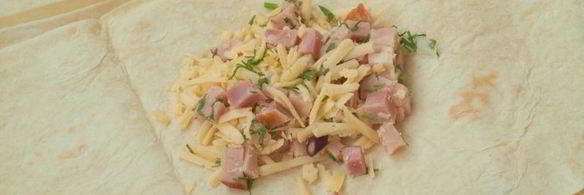 конвертики из лаваша с ветчиной и сыром