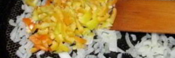 лаваш с колбасой и помидорами