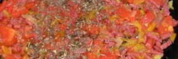 лаваш с колбасой и помидорами