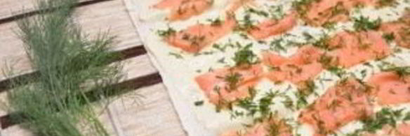 лаваш с сыром, и семгой, и зеленью