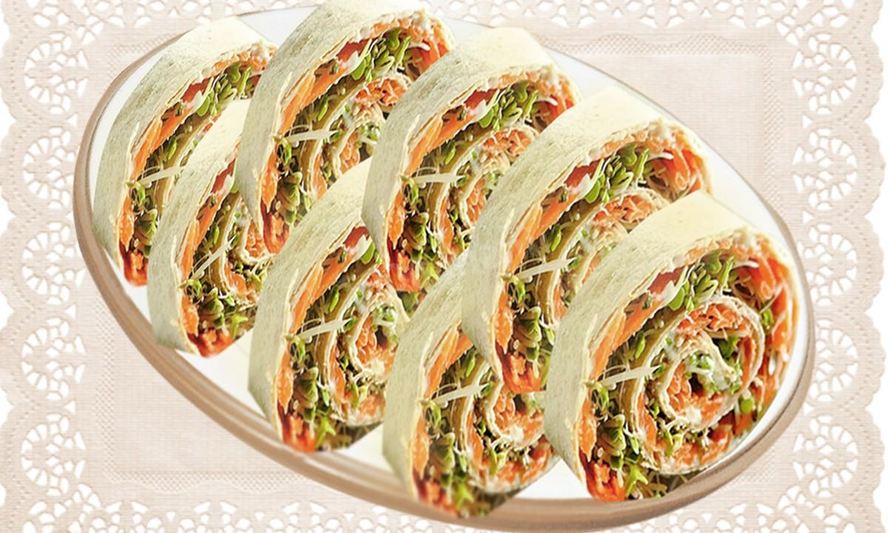 Рецепт рулеты из лаваша с крабовыми палочками и корейской морковью