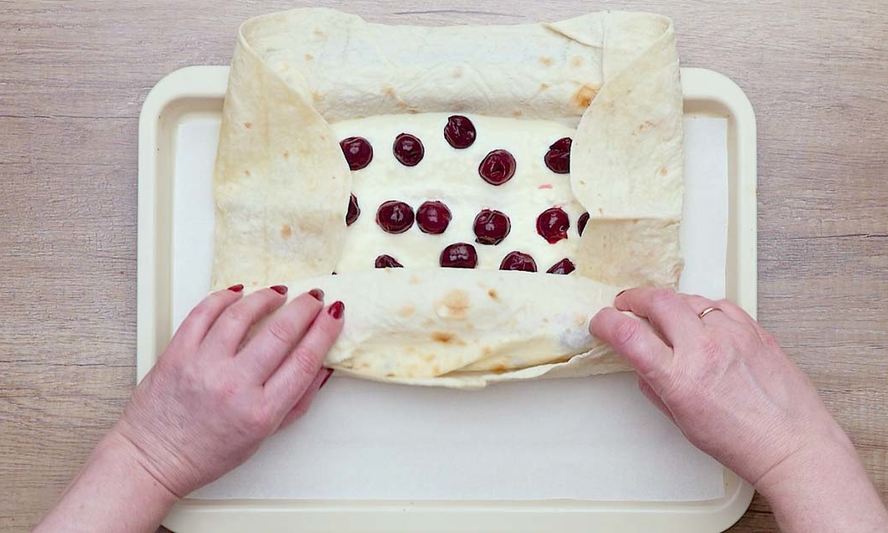 Рецепт творожного рулета в лаваше