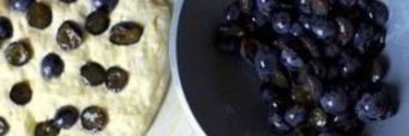 фокачча с виноградом и розмарином