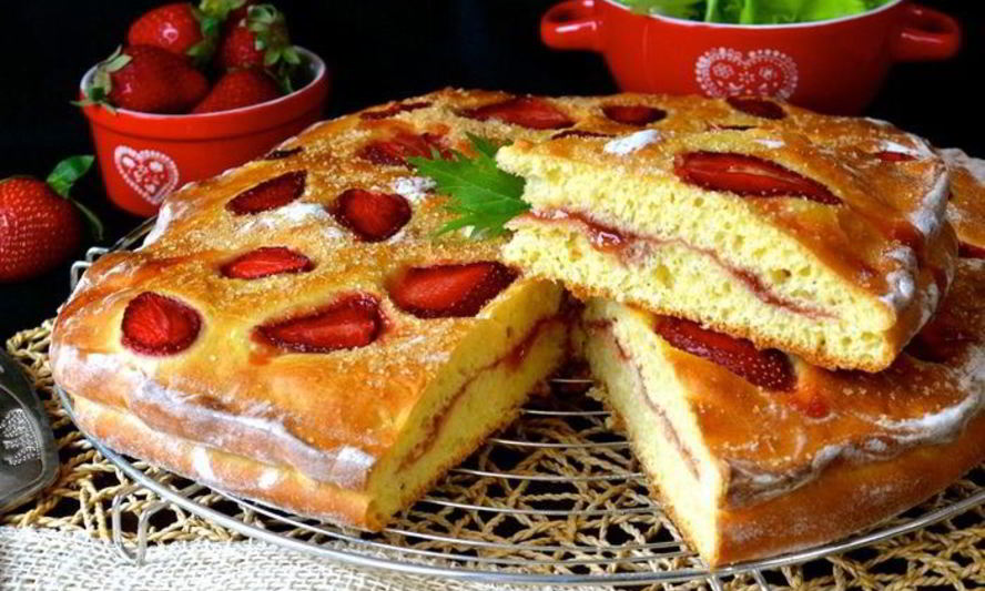 Рецепт клубничной фокаччи