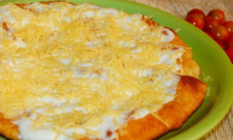 Рецепт лангоша — венгерской лепешки