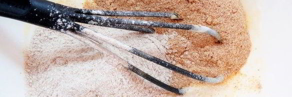 лепешка с отрубями, сыром и зеленью