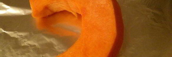 лепешка с тыквой, оливками и луком