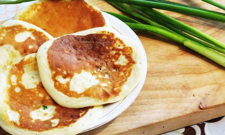 Рецепт лепешек на кефире с зеленью