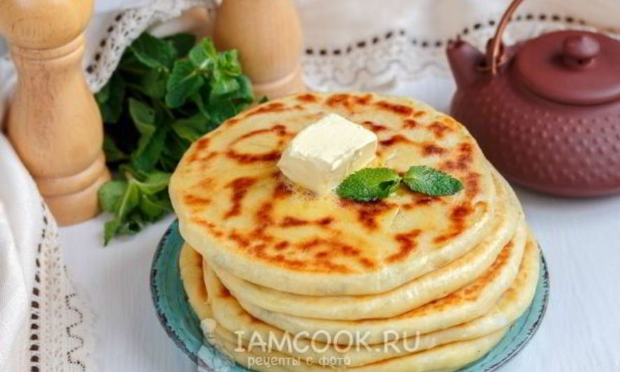 Рецепт лепешек с сыром и зеленью на сковороде