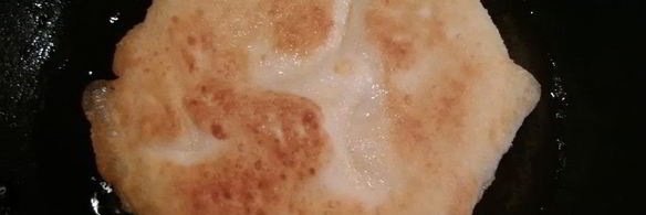 лепешки с яичницей и рукколой