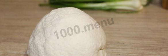 лепешки с зеленью на сковороде