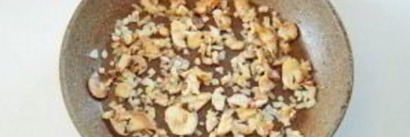 лепешки со шпинатом и грибами