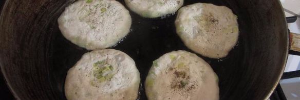 луковые лепешки