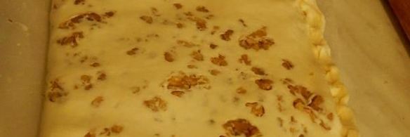 сырно-ореховая лепешка