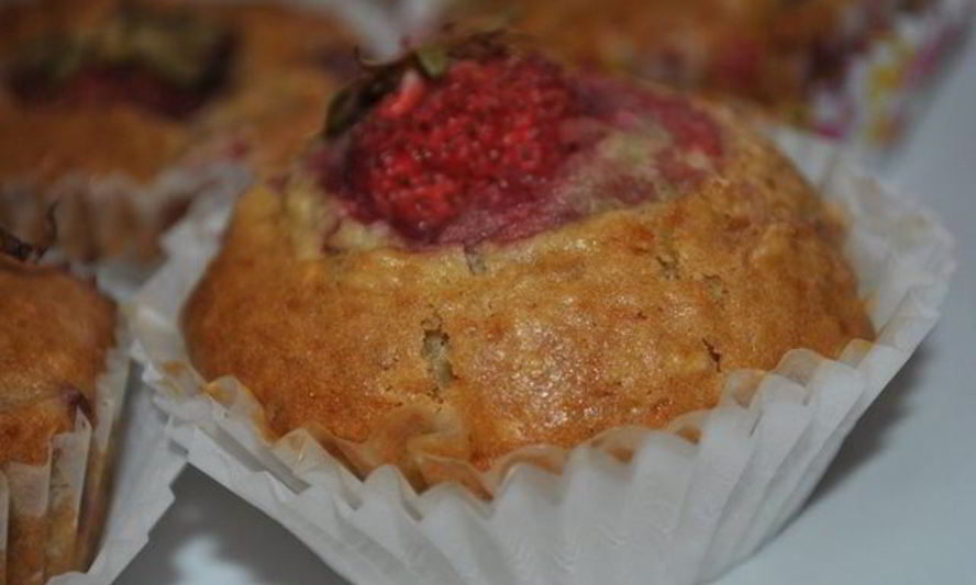 Рецепт клубнично-кокосовых маффины