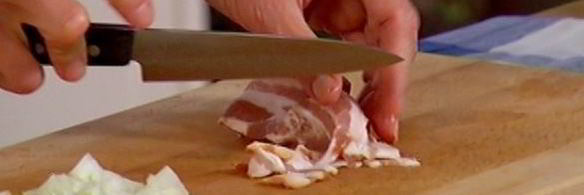 маффины с хрустящим беконом и луком