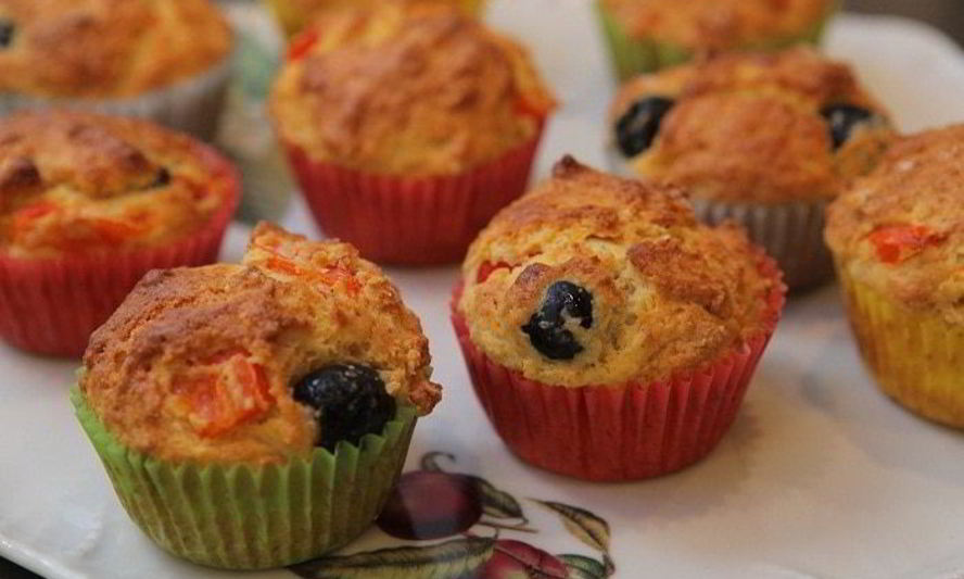Рецепт маффинов с оливками и сладким перцем