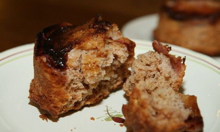 Рецепт маффинов с персиками, корицей и мускатным орехом