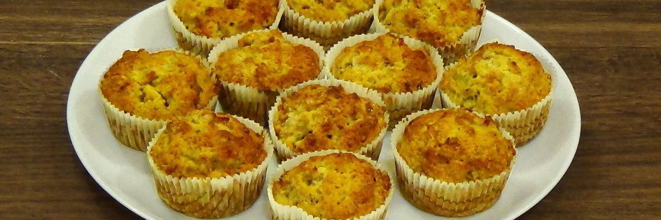 Маффины с яблоками и орехами