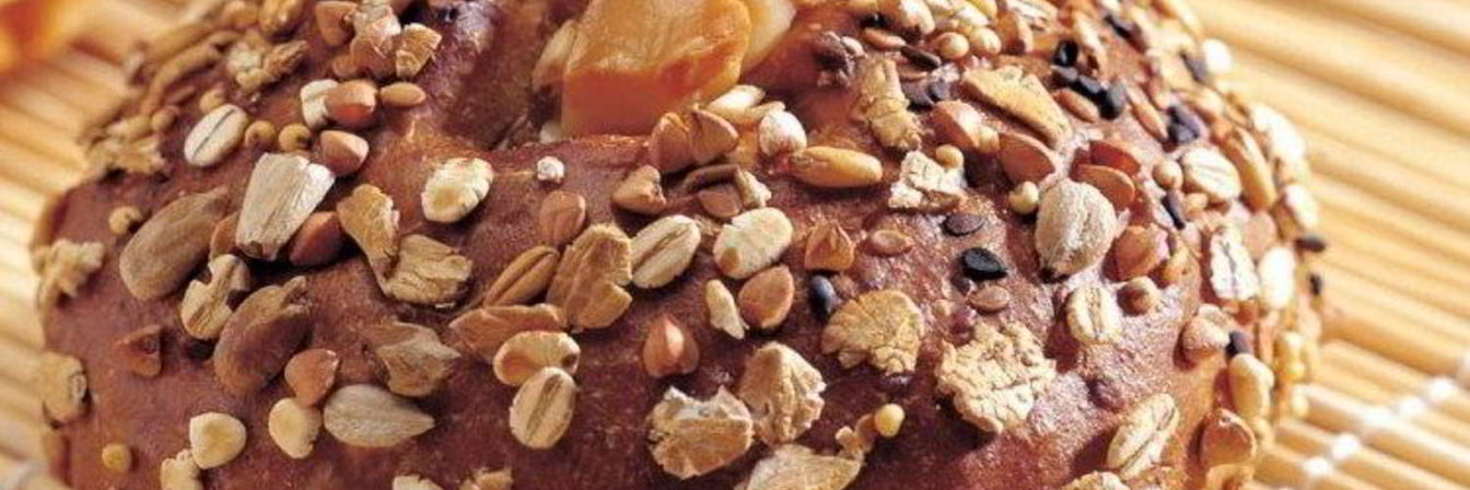 Маффины со щавелем и кедровыми орешками