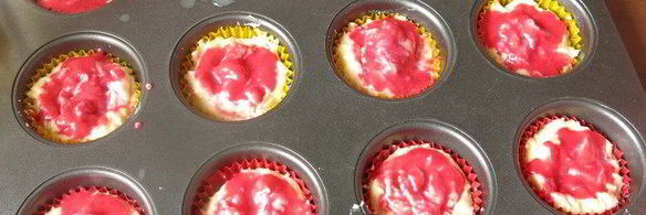 маффины со смородиновой заливкой