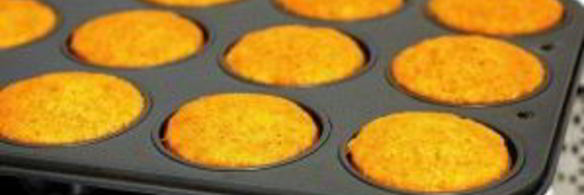 морковные маффины со сливочной глазурью