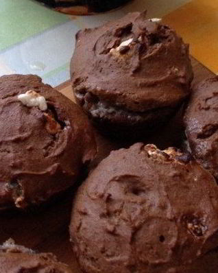 Шоколадные маффины из гречневой муки с бананами